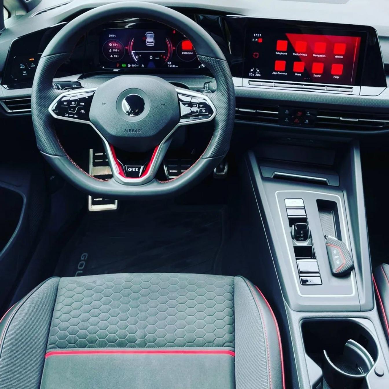 VW Golf GTI Clubsport 300hp for Rent in Marbella – Prime Costa Rentals