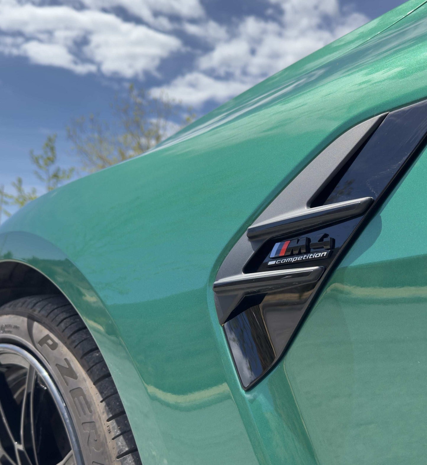 BMW M4 Competition Cabrio sports convertible for rent in Alicante – 510 HP, 3.7s 0–100 km/h, xDrive AWD, open-top driving.