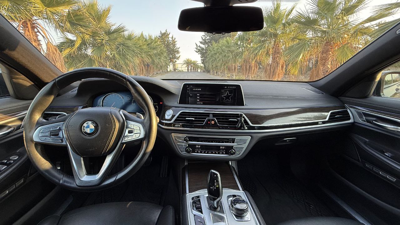 BMW 730 rental in Alicante and Benidorm β luxury executive sedan