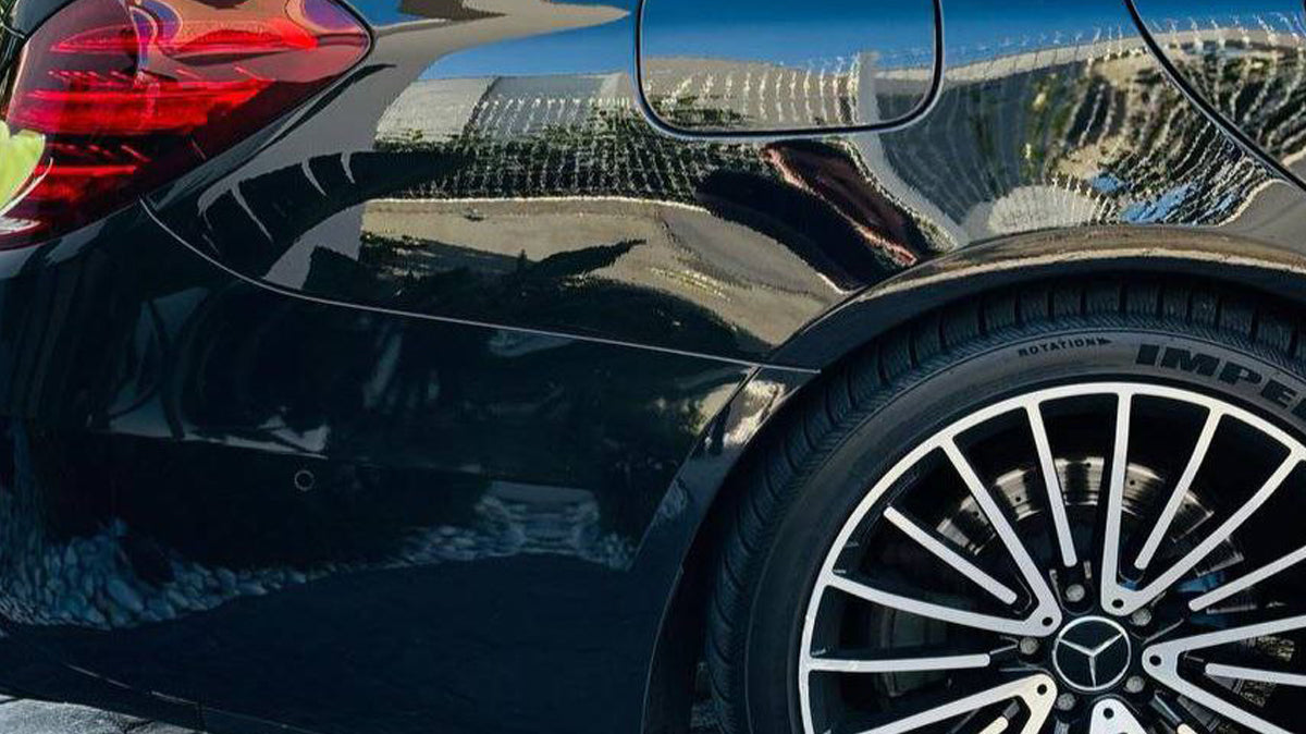 Mercedes-Benz S500 luxury sedan for rent in Alicante β V8 twin-turbo engine, AWD, premium interior.