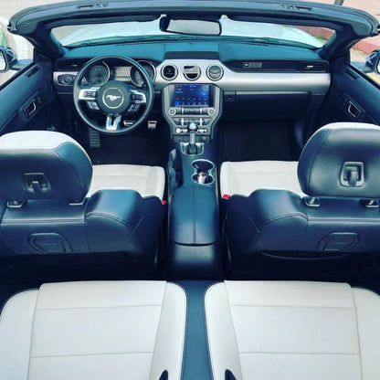 Ford Mustang Cabrio 2.3L turbo convertible for rent in Marbella – 350 HP, automatic, open-top driving.