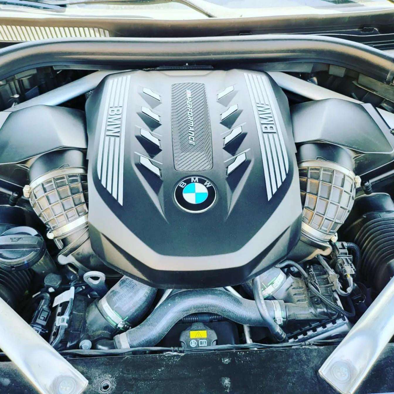 BMW X6 5.0M SUV in Nardo Grey for rent in Marbella – 530 HP, automatic 4WD luxury performance SUV.