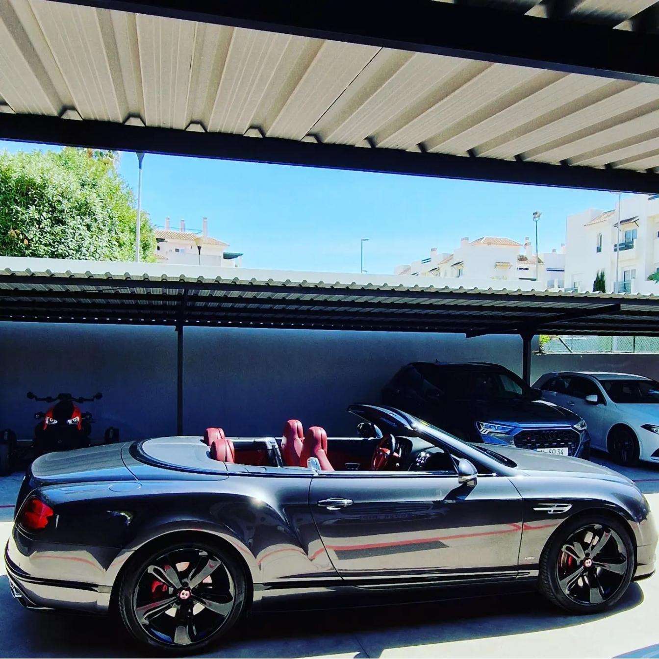 Silver Bentley GTC Cabrio for rent in Marbella – 4.0L V8, 520 HP, automatic luxury convertible with 4 seats.