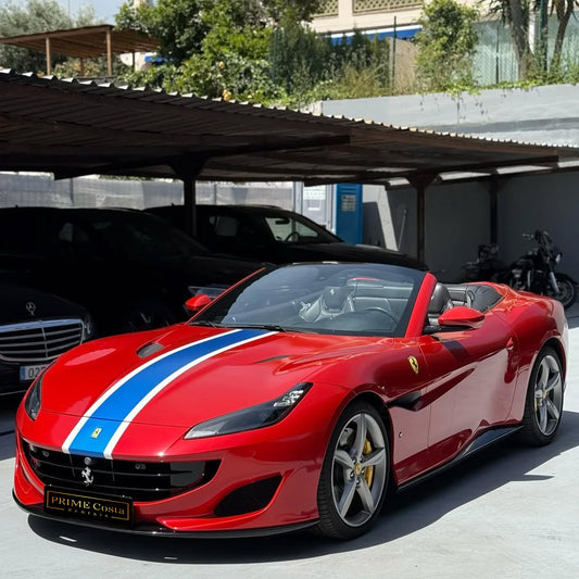 Ferrari Portofino convertible supercar for rent in Marbella – V8 twin-turbo, Italian design.
