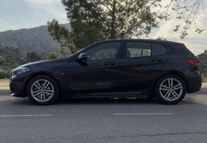 BMW 118 M Package sporty hatchback for rent in Benidorm – 1.5L turbo, compact and premium.