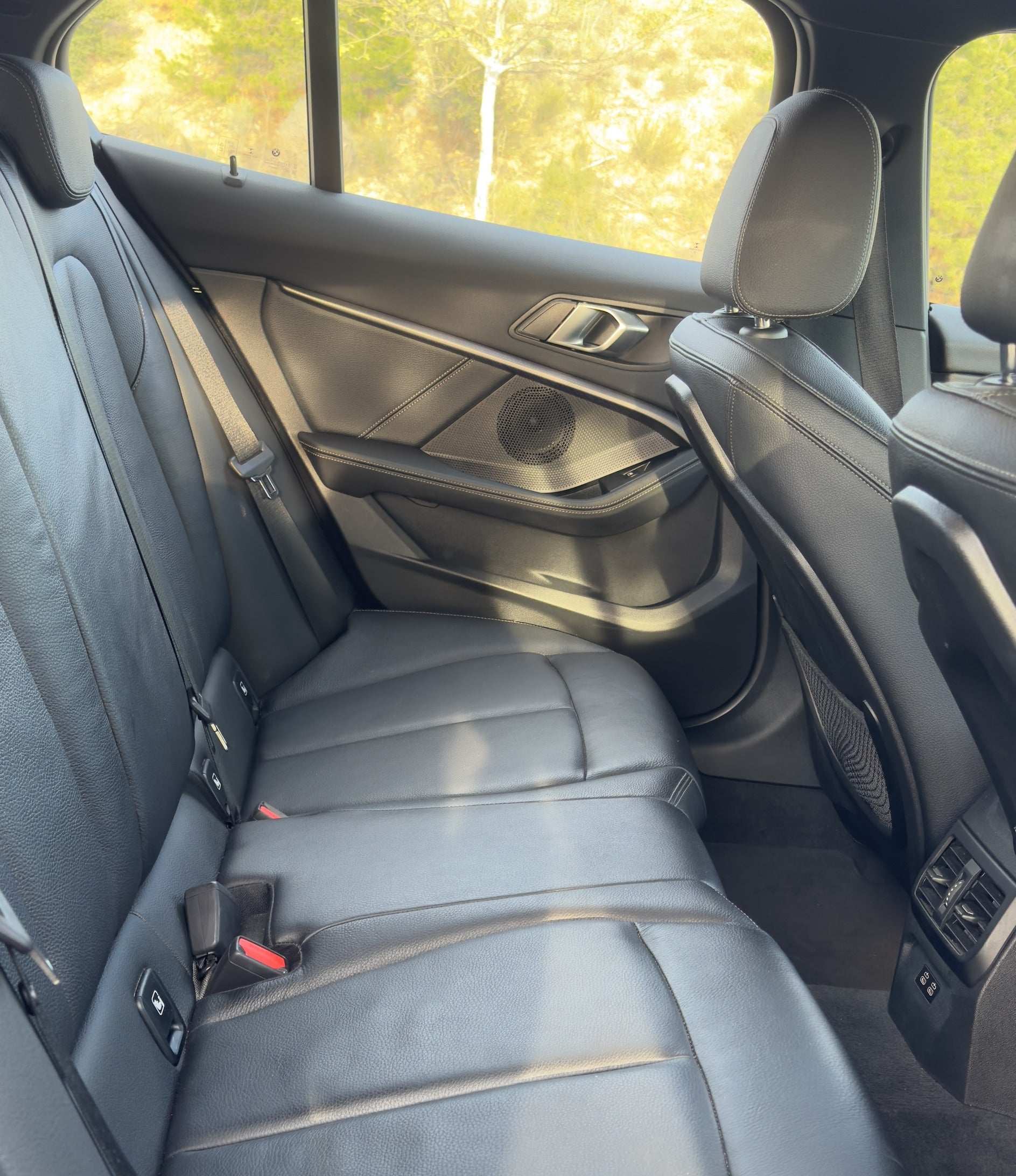 BMW 118 M Package sporty hatchback for rent in Benidorm – 1.5L turbo, compact and premium.