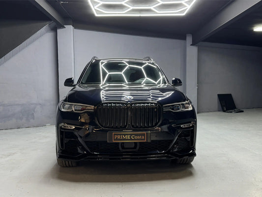 BMW X7 M50i luxury SUV for rent in Alicante airport premium car hire Costa Blanca