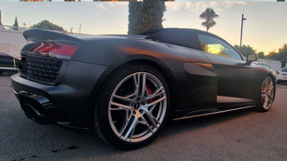 Audi R8 Cabriolet luxury convertible for rent in Alicante – V10 supercar, automatic transmission, open-top driving.