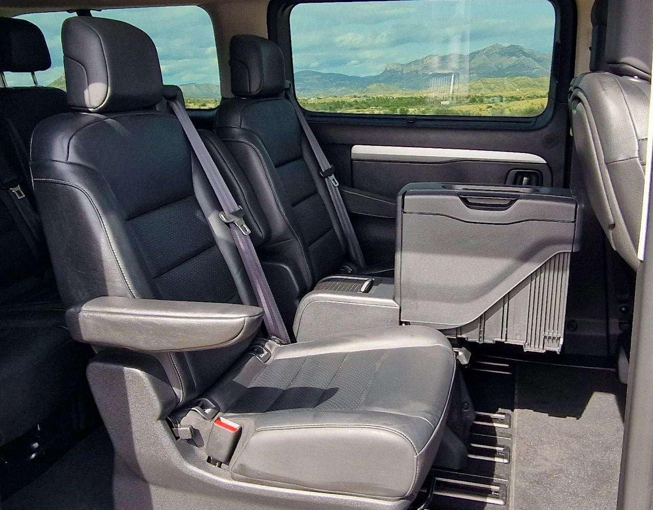 Toyota ProAce VIP luxury van for rent in Alicante – executive design, 250 km/day included.
