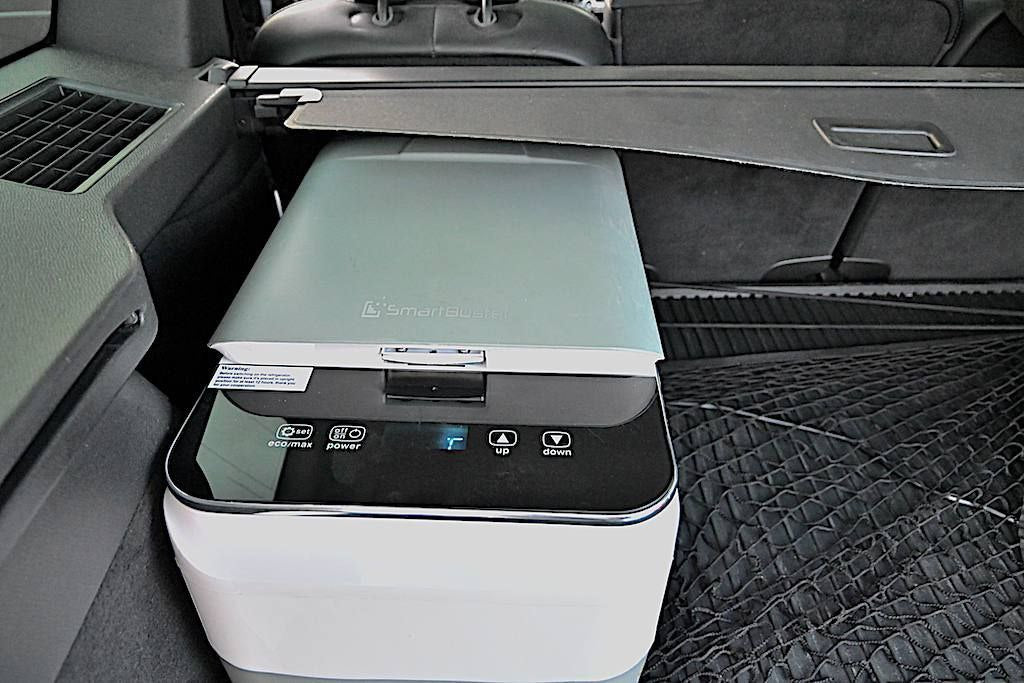 Volvo XC90 luxury SUV for rent in Alicante – 2021 model, AWD, leather interior, panoramic roof.
