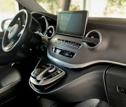 Mercedes-Benz V-Class 250d Exclusive Large luxury minivan for rent in Alicante – premium spacious interior, leather seats, diesel engine.
