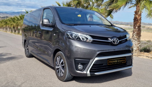 Toyota ProAce VIP luxury van for rent in Alicante – executive design, 250 km/day included.
