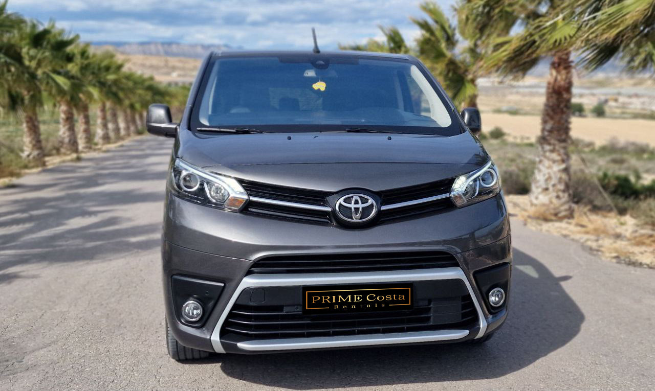 Toyota ProAce VIP luxury van for rent in Alicante – executive design, 250 km/day included.
