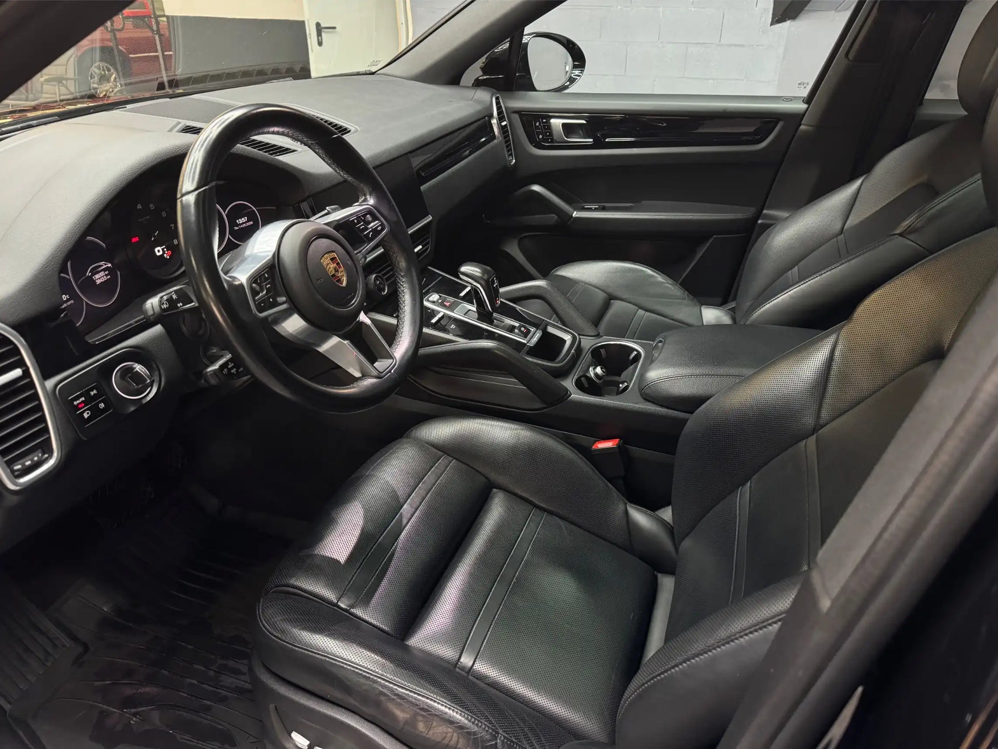 Porsche Cayenne interior dashboard luxury SUV automatic