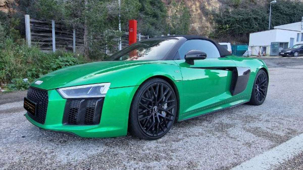 Audi R8 V10 sports car for rent in Alicante – luxury coupe, automatic, Quattro AWD, 0–100 km/h in 3.2 sec.