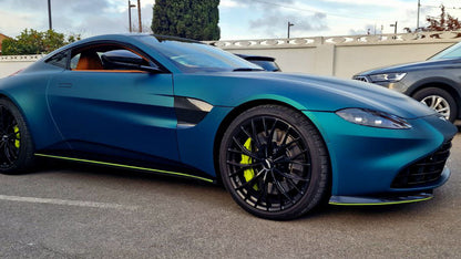 Aston Martin Vantage for rent in Marbella – 665 HP, 4.0L twin-turbo V8, automatic luxury sports car.
