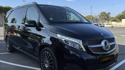 Mercedes-Benz V-Class 250d Exclusive Large luxury minivan for rent in Alicante – premium spacious interior, leather seats, diesel engine.