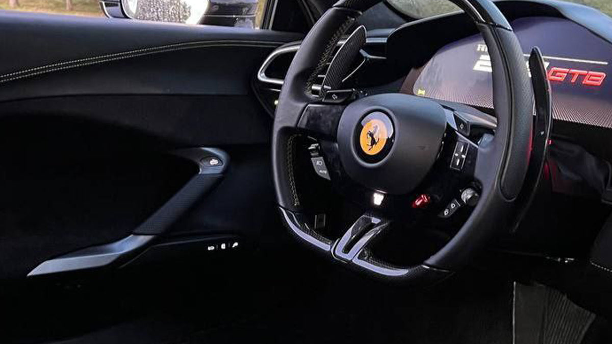 Ferrari 296 GTB supercar for rent in Alicante – 830 HP hybrid V6, Italian luxury, sports performance.
